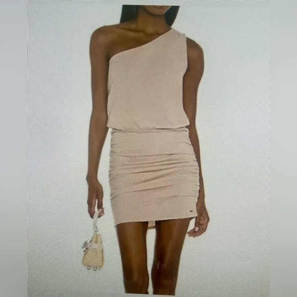 philanthropy Dresses & Skirts - PHILANTHROPY BEIGE ONE SHOULDER RUCHED DRESSED SIZE XS